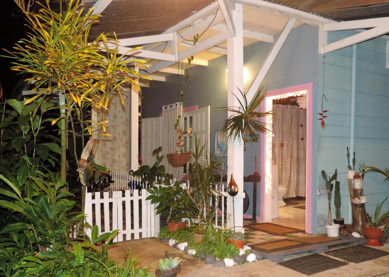 Rosa Lodge Cahuita Ngoại thất bức ảnh